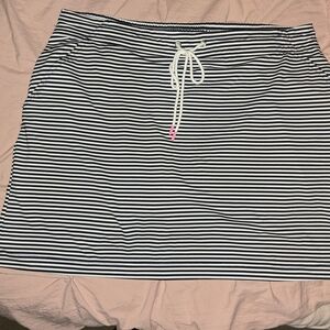 Vineyard Vines Black and White A-Line Midi Skirt With Pockets